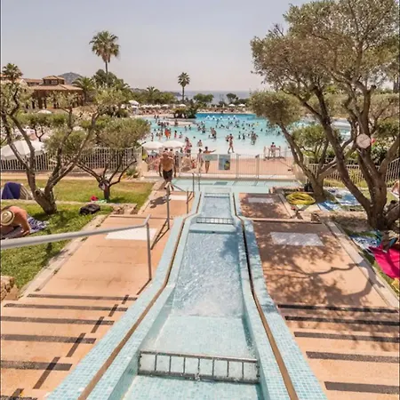 Daire Cap Esterel - Duplex Avec 2 Terrasses Dont Tropezienne, Piscines Et Loisirs