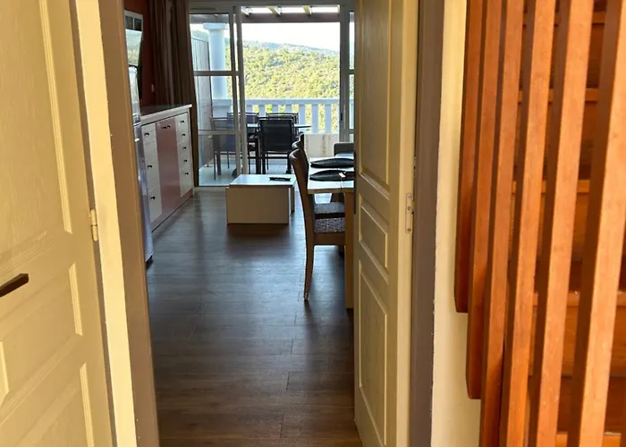 Cap Esterel - Duplex Avec 2 Terrasses Dont Tropezienne, Piscines Et Loisirs Saint-Raphael (Var)