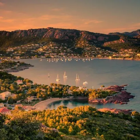 Lejlighed Cap Esterel - Duplex Avec 2 Terrasses Dont Tropezienne, Piscines Et Loisirs *