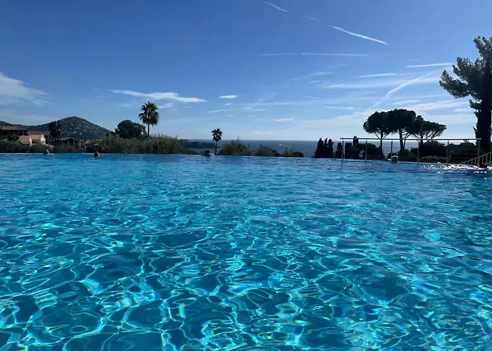 Cap Esterel - Duplex Avec 2 Terrasses Dont Tropezienne, Piscines Et Loisirs Saint-Raphael (Var)