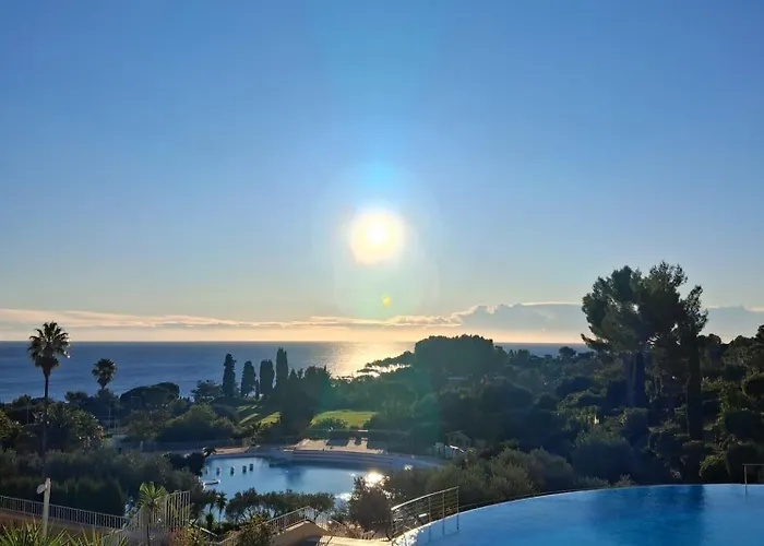 Cap Esterel - Duplex Avec 2 Terrasses Dont Tropezienne, Piscines Et Loisirs Apartman *